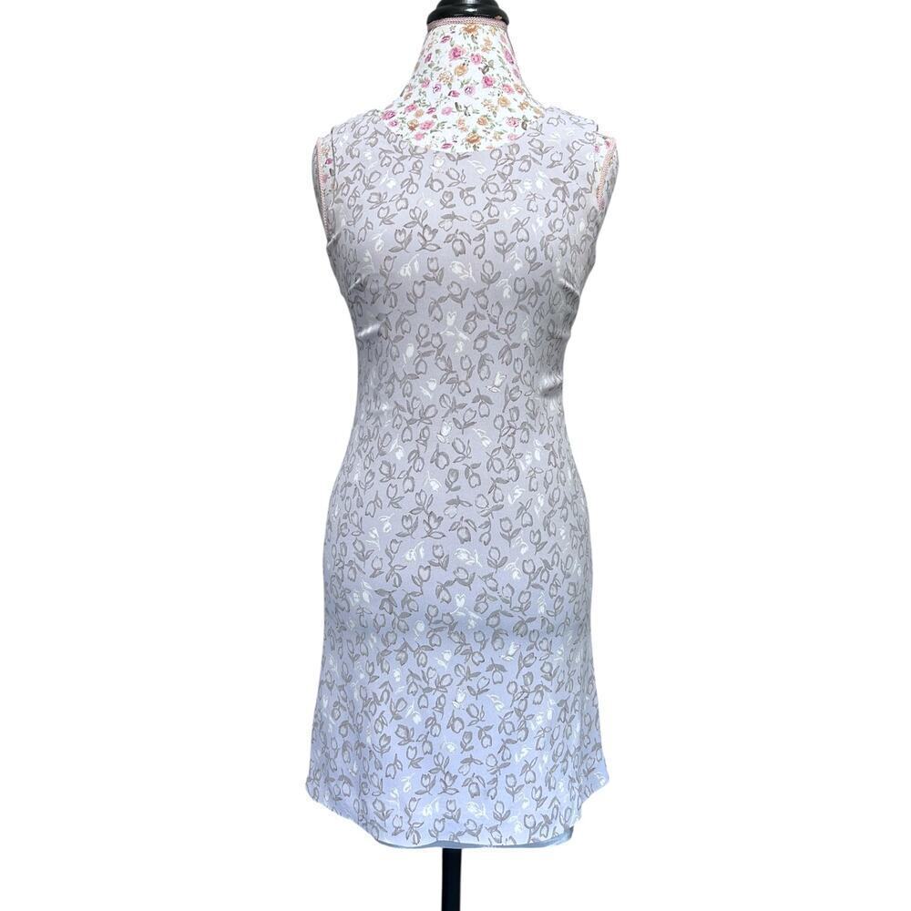Vintage 90's Y2K Ice Gray Floral Mini Sheath Dress Retro Sleeveless Rayon size 6